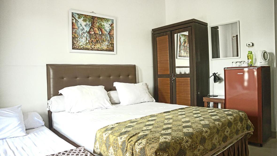 Andelis Homestay Джокьякарта Экстерьер фото