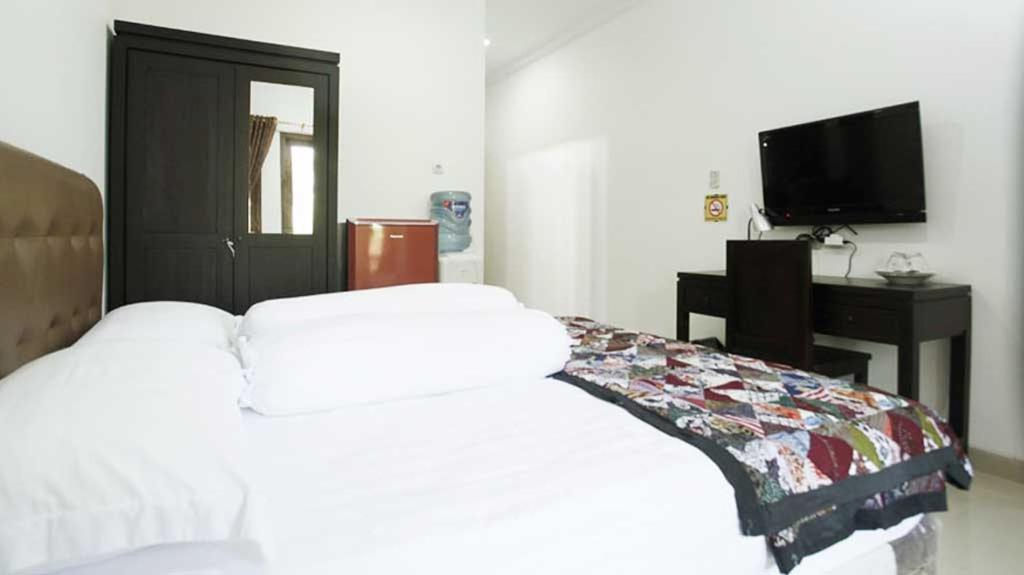 Andelis Homestay Джокьякарта Экстерьер фото